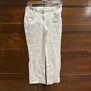 White House black market sz 2 slim crop white Denim Pants capris cropped stretch